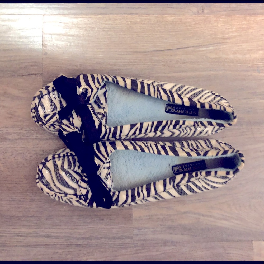 Sequence zebra sperry moccasins!